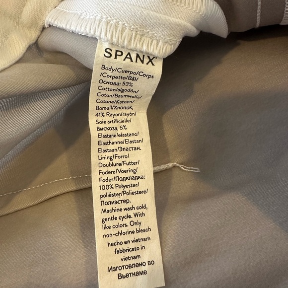 Spanx Tall slim on the go straight pants (Brand new with tags) - Picture 5 of 5
